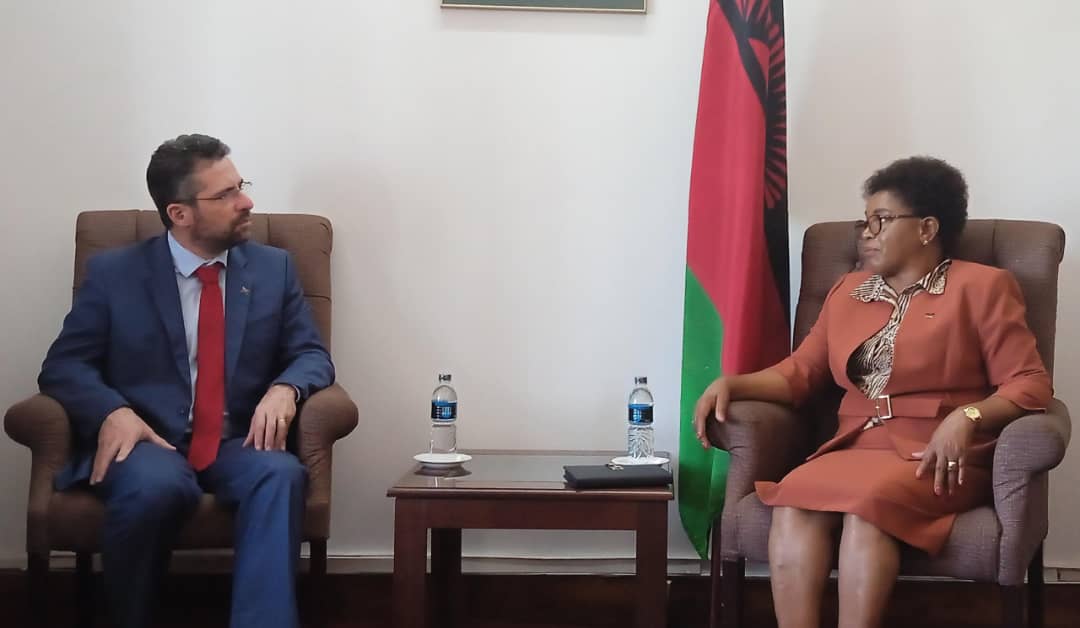 Honourable Nancy Tembo, MP, Minister of Foreign Affairs of the Republic of Malawi, receiving in audience Dr Bruno Nogueira, Co-founder of Videre Surgical Clinic of Brazil and Honorary Consul-Designate of the Republic of Malawi in the City of Belo Horizont